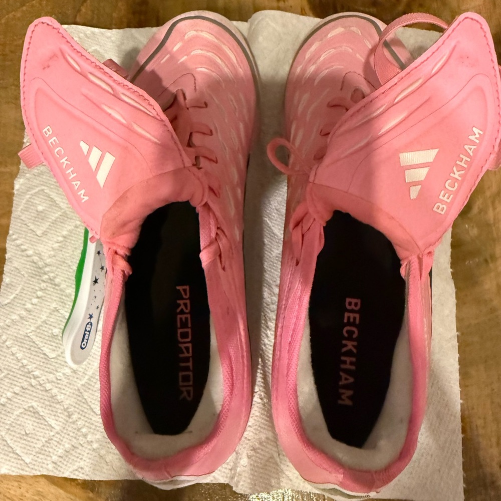 Beckham Pink Predator Soccer Cleats